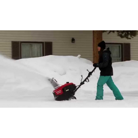 Honda Snow Blower Snow Thrower Single Stage 4-stoke 20 Inches Wide Honda Snow Blower Snow Thrower Single Stage 4-stoke 20 Inches Wide